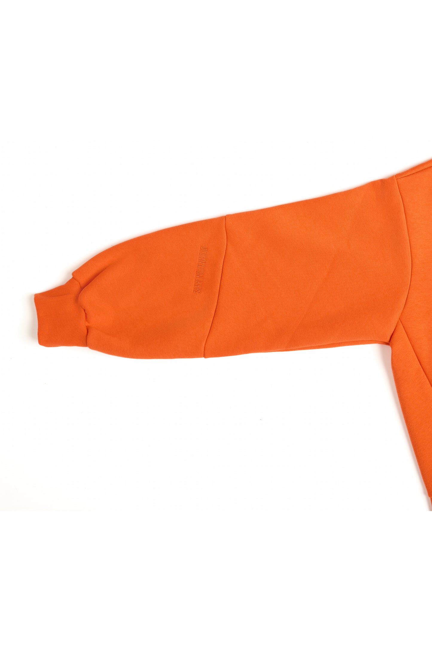 THIS ZIP HOODIE SLIPS ON QUIET AND LEAVES A MARK.